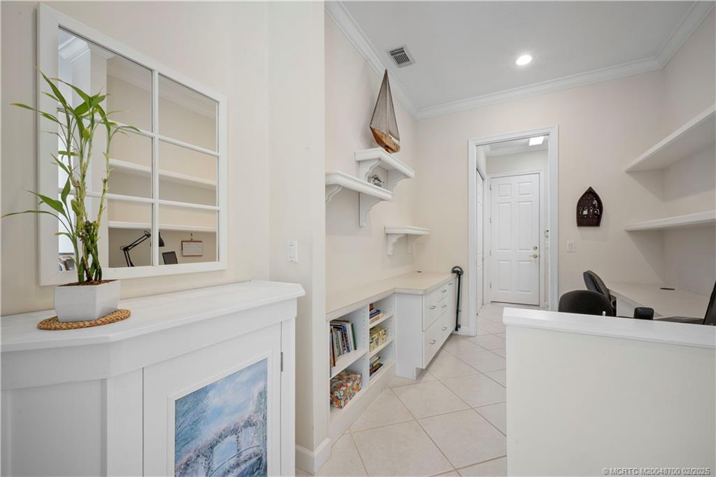 1081 SW Sand Oak Drive