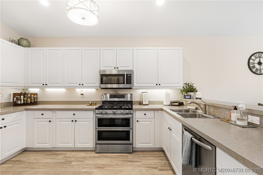 2394 SW Estella Terrace