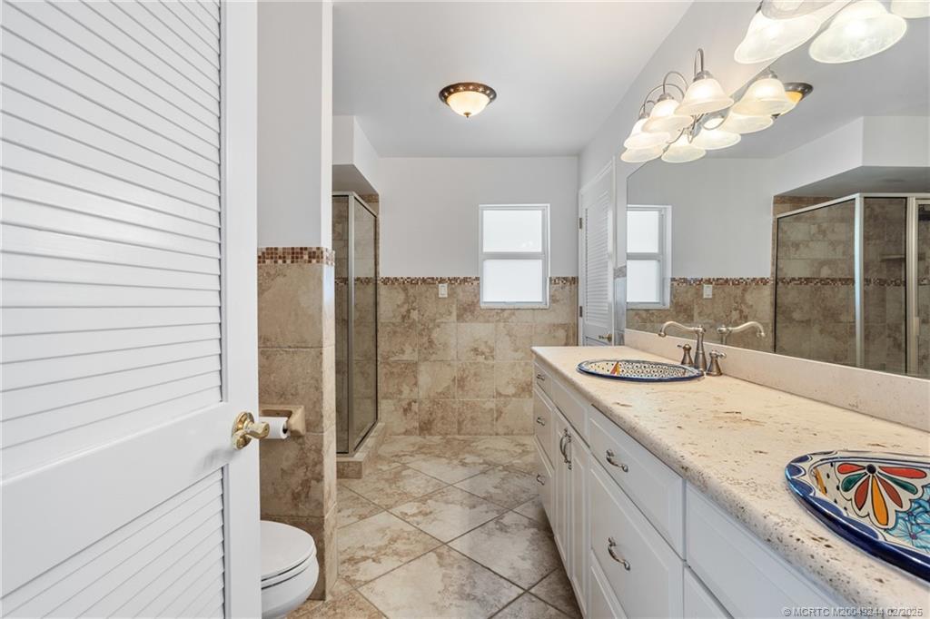 10 S Sewalls Point Road