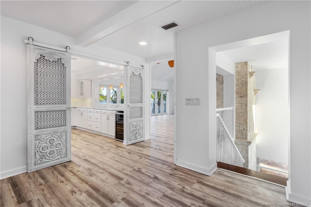 10 S Sewalls Point Road