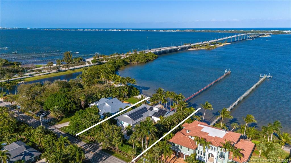 10 S Sewalls Point Road