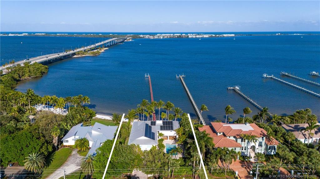 10 S Sewalls Point Road