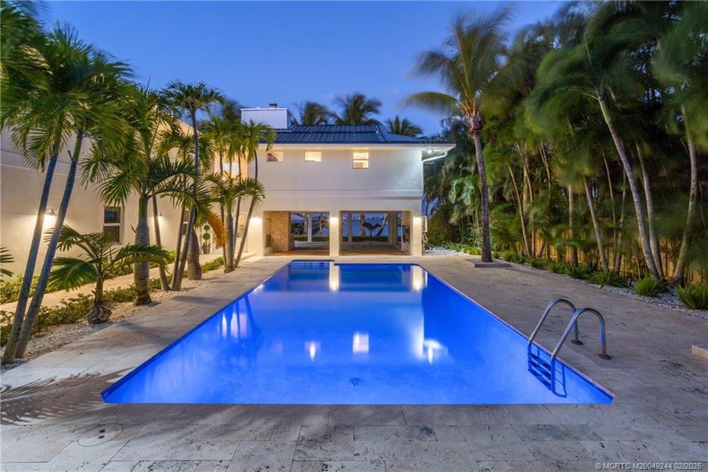 10 S Sewalls Point Road