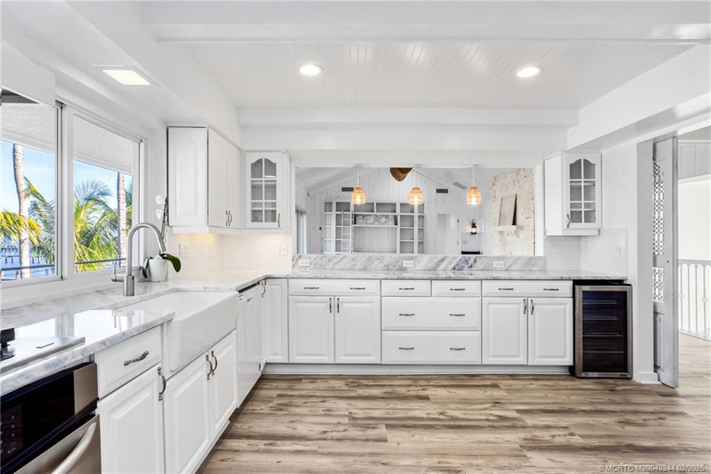 10 S Sewalls Point Road