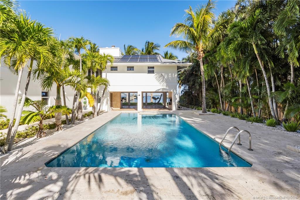 10 S Sewalls Point Road