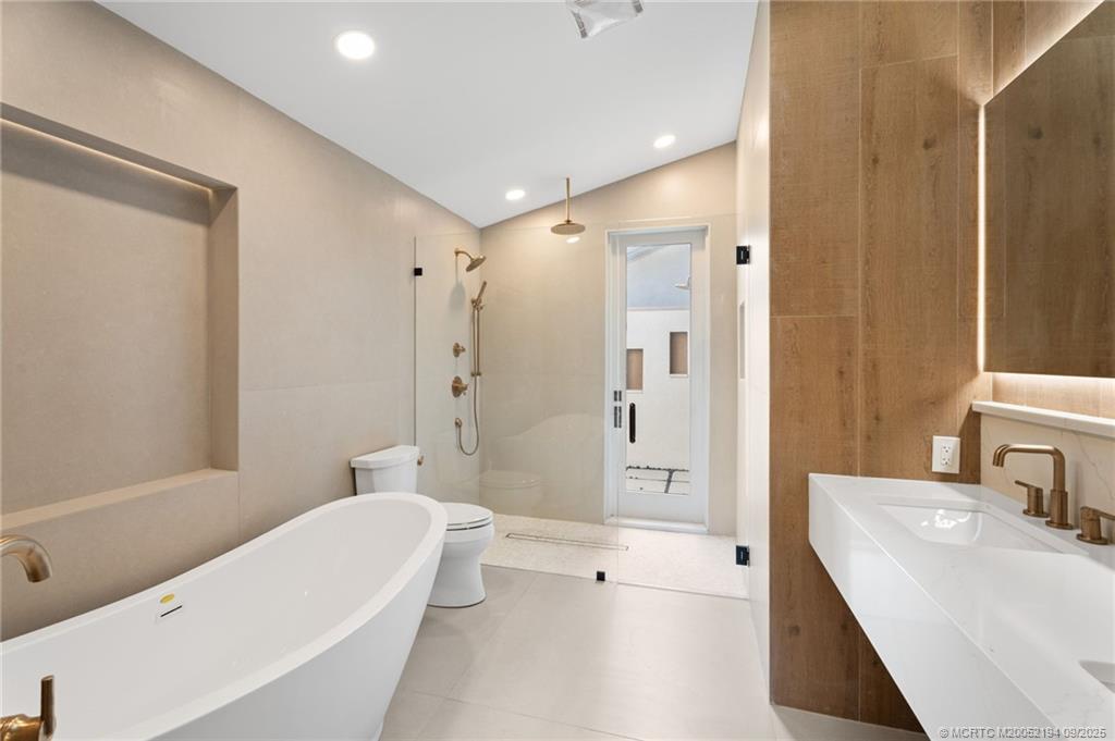 4248 SW Mallard Creek Trail