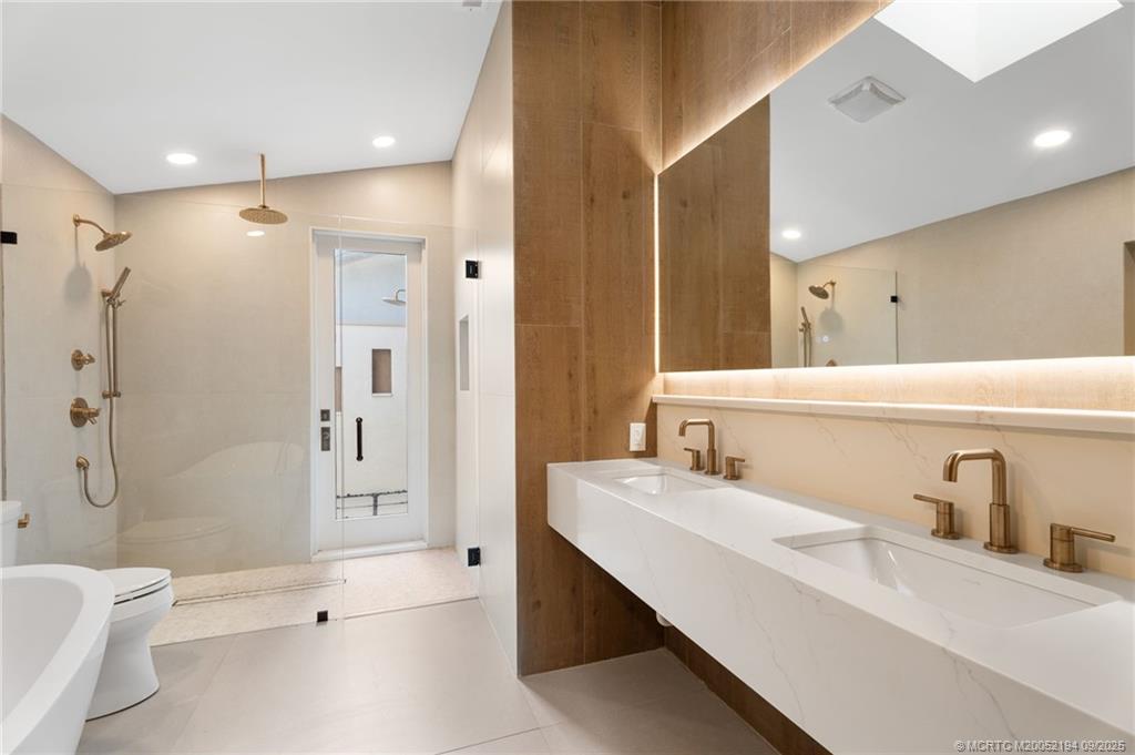 4248 SW Mallard Creek Trail