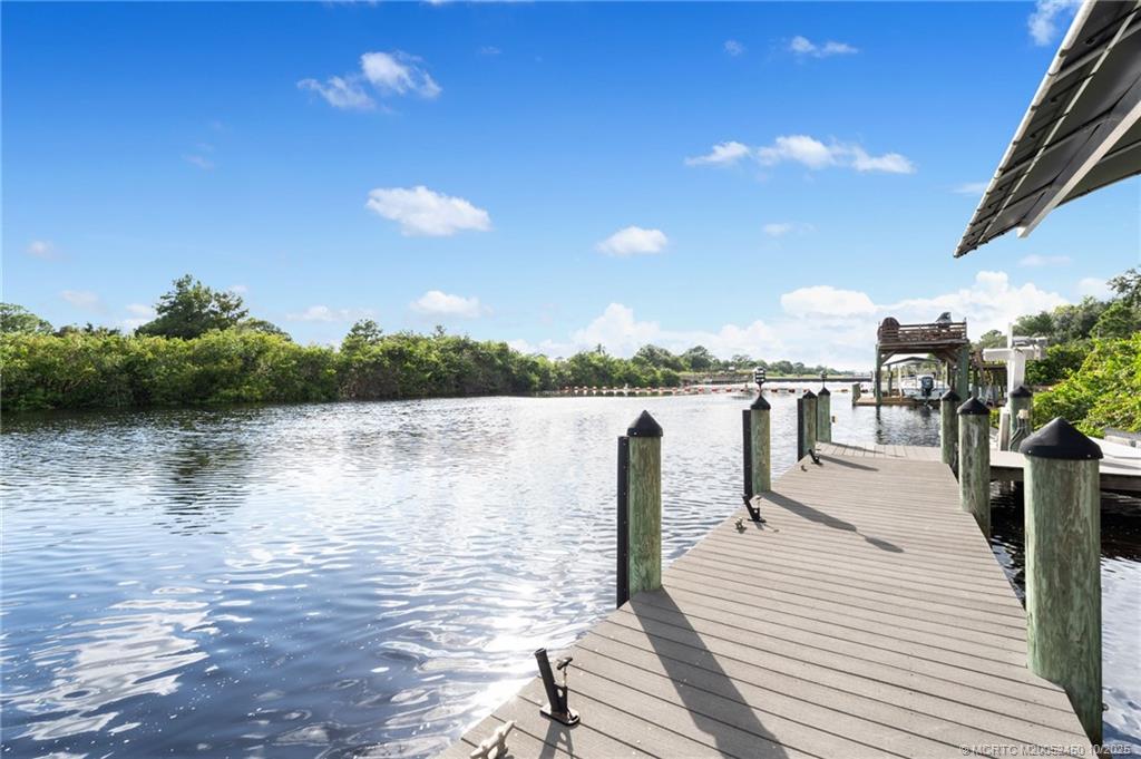 3306 SW Rivers End Way