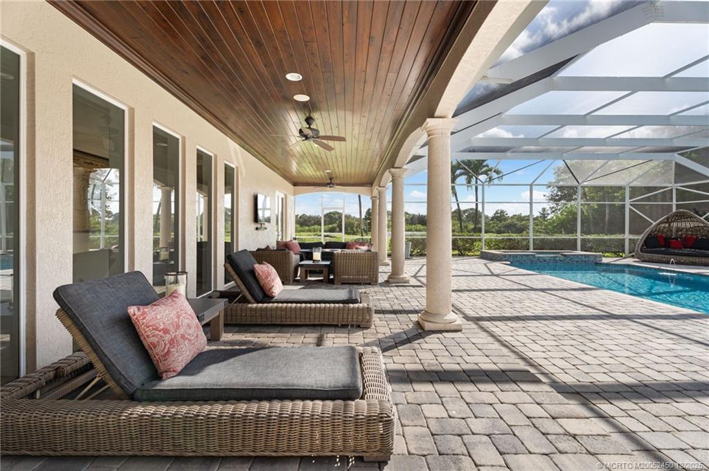 3306 SW Rivers End Way