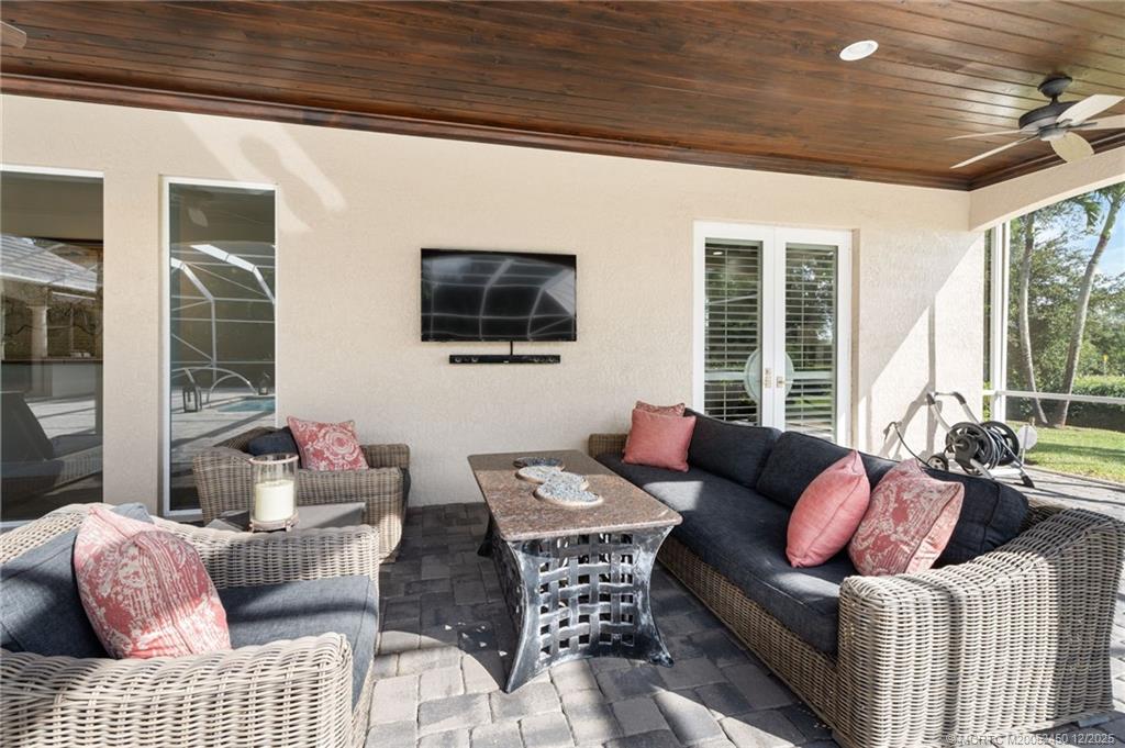 3306 SW Rivers End Way