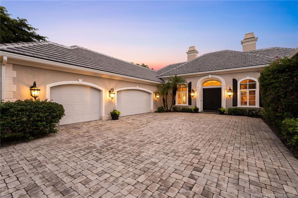 3306 SW Rivers End Way