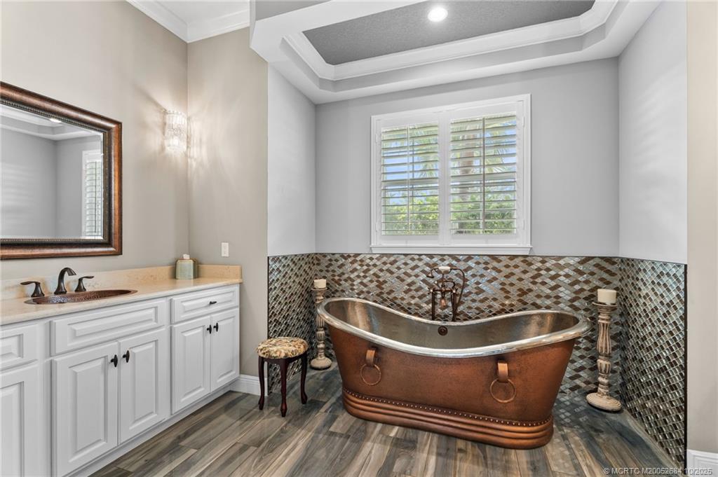 2441 SE North Lookout Blvd