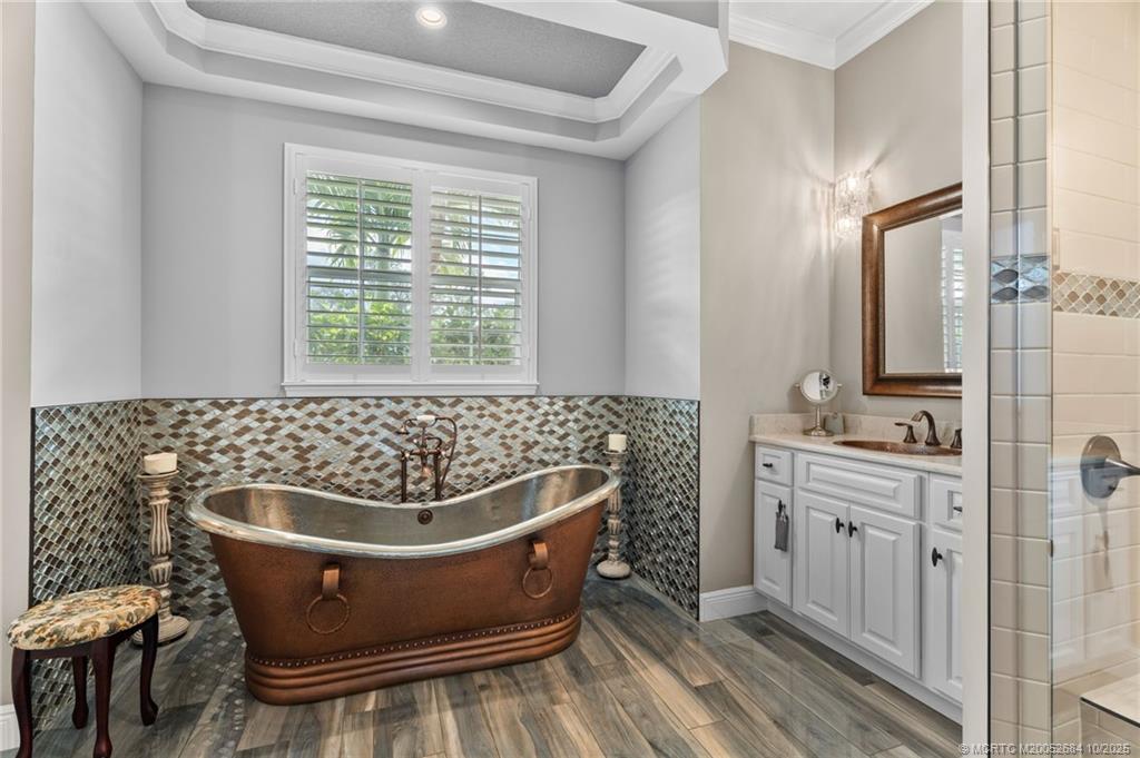 2441 SE North Lookout Blvd