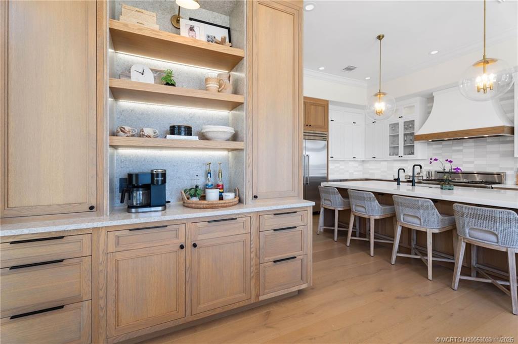 130 N Sewalls Point Road