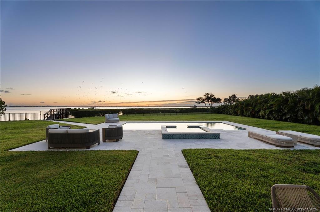 130 N Sewalls Point Road
