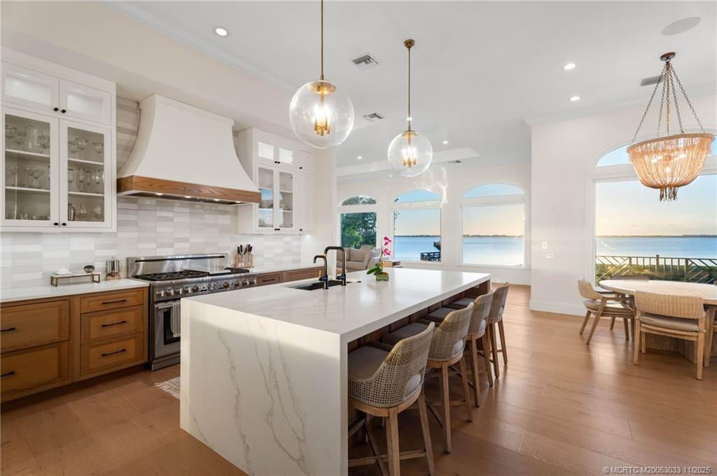 130 N Sewalls Point Road