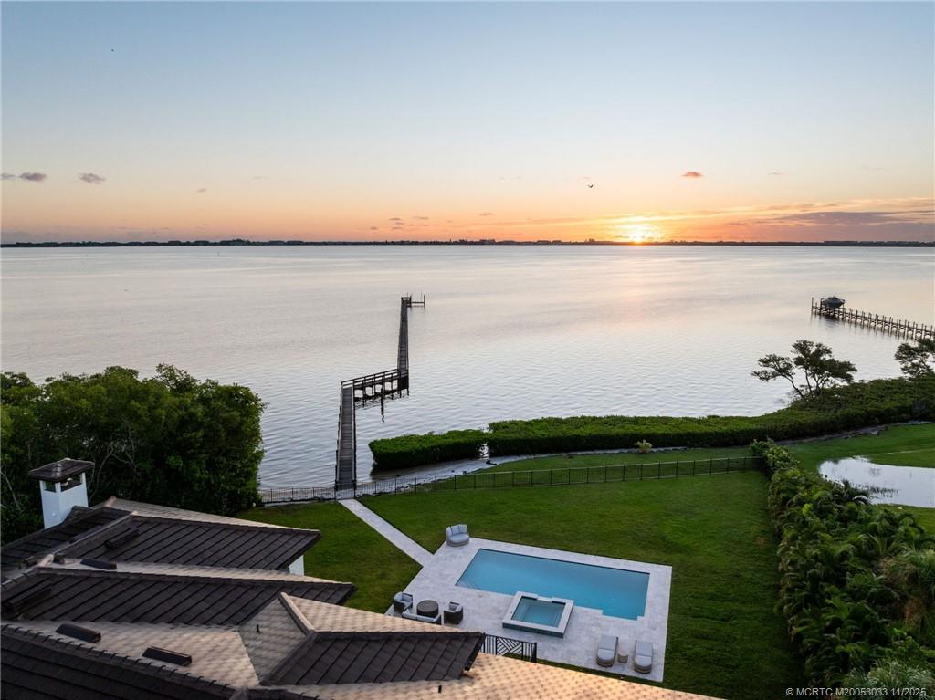 130 N Sewalls Point Road