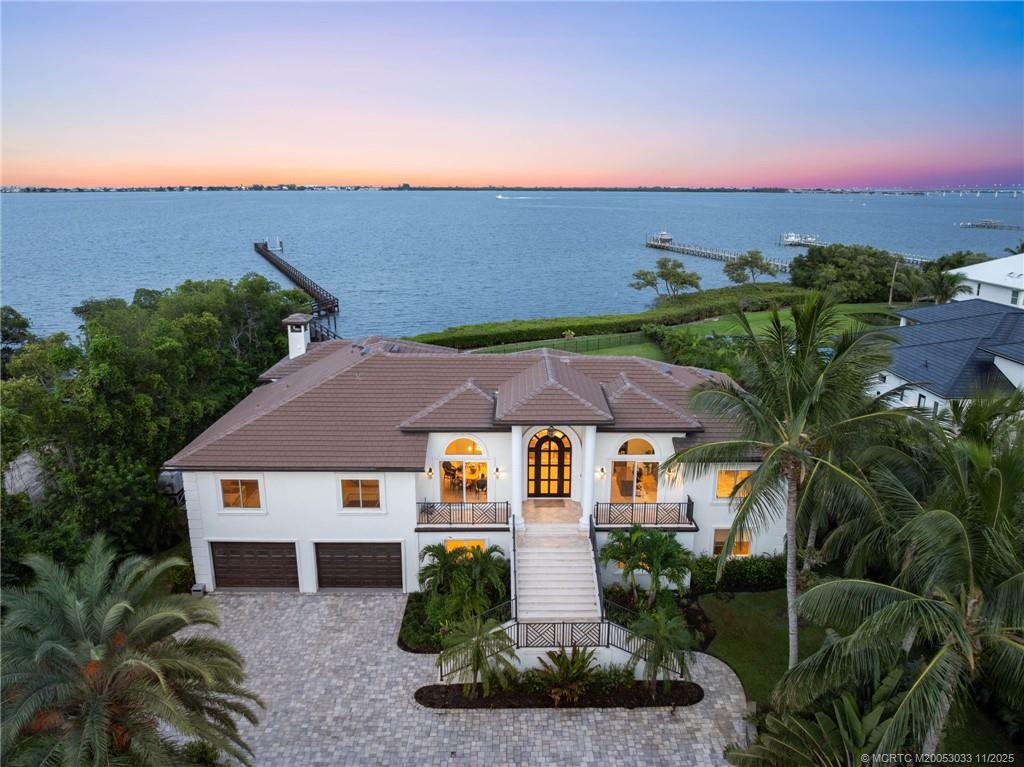 130 N Sewalls Point Road