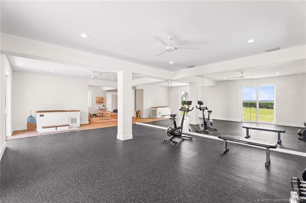 130 N Sewalls Point Road