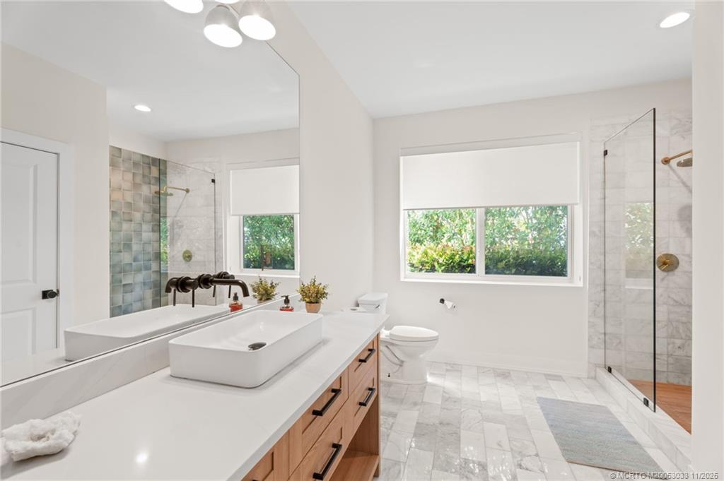 130 N Sewalls Point Road