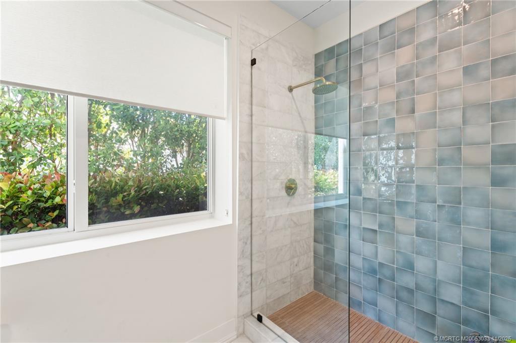 130 N Sewalls Point Road