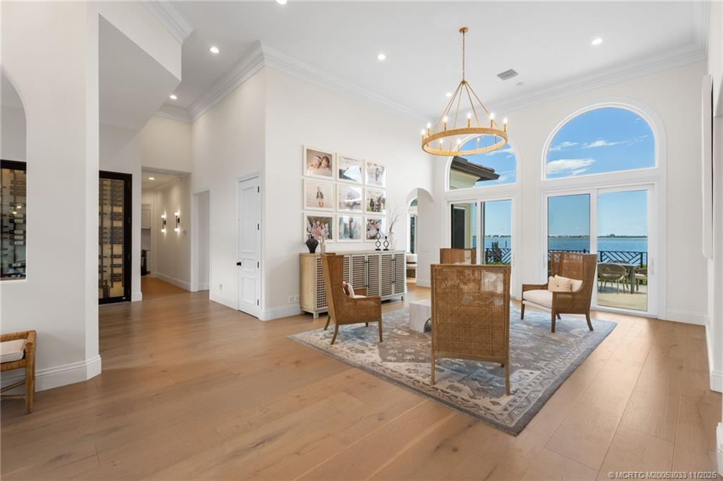 130 N Sewalls Point Road