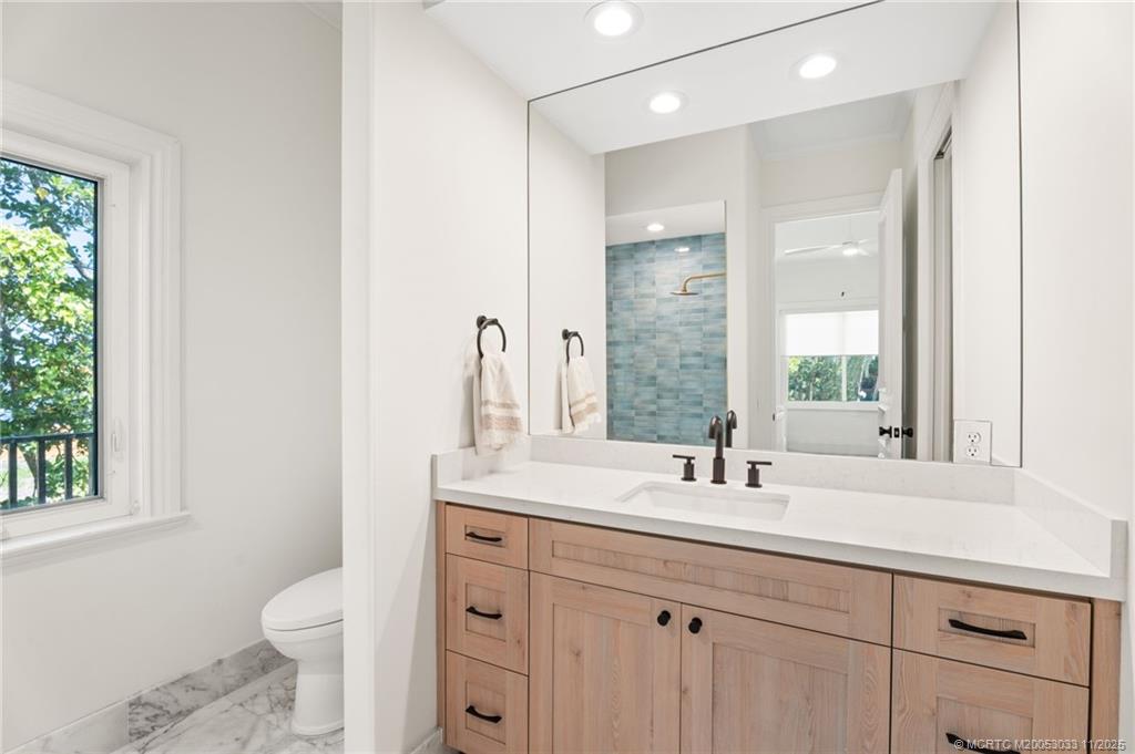 130 N Sewalls Point Road