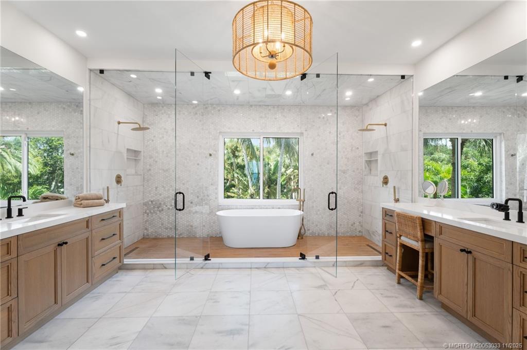 130 N Sewalls Point Road