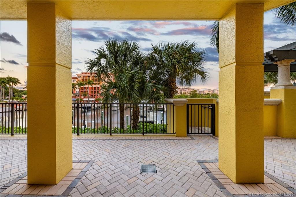 340 S US Highway 1 101