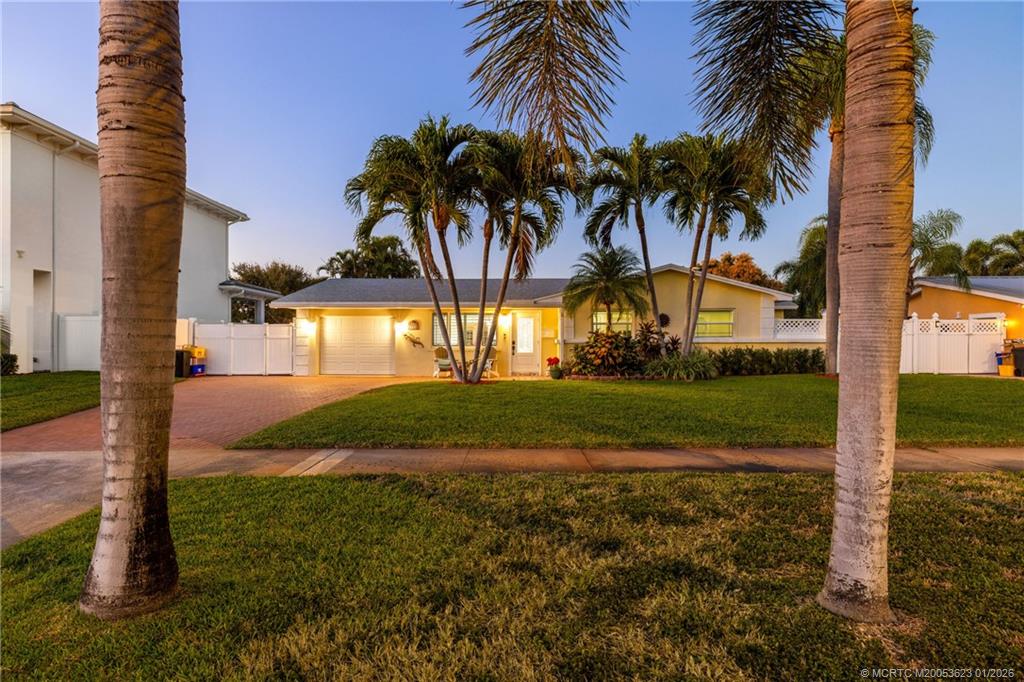 733 Jacana Way