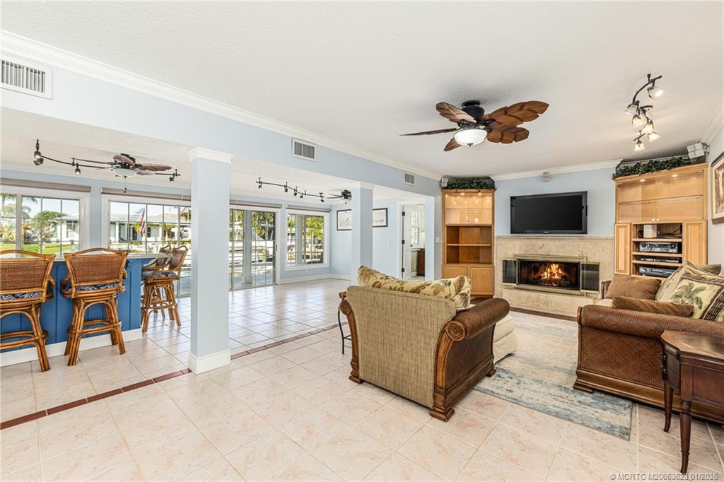733 Jacana Way