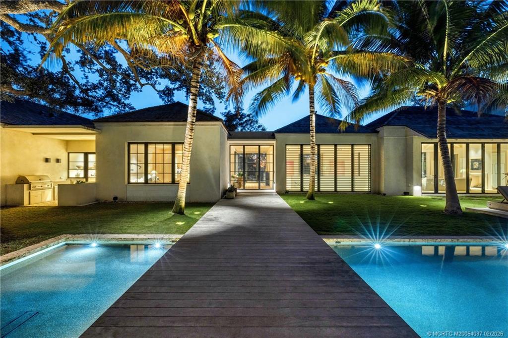 109 S River Road