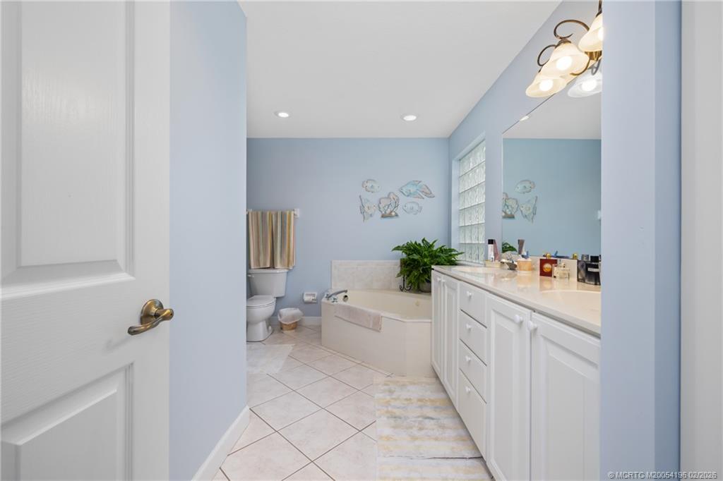 9325 SE Mercury Street