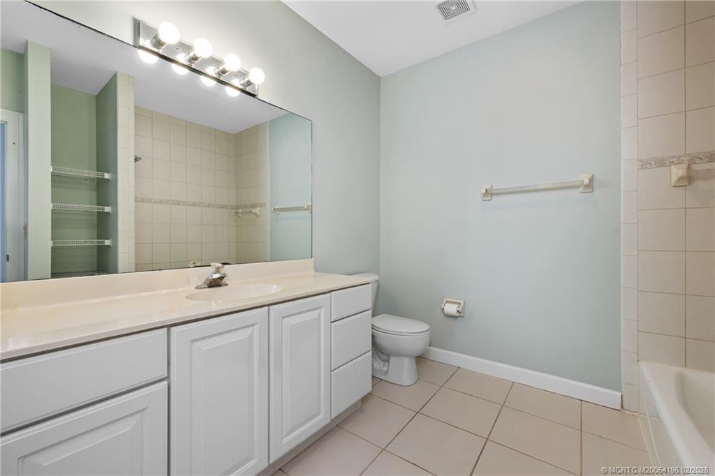 9325 SE Mercury Street