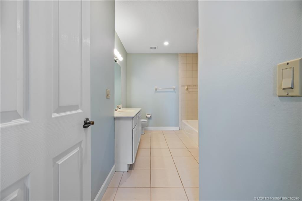 9325 SE Mercury Street