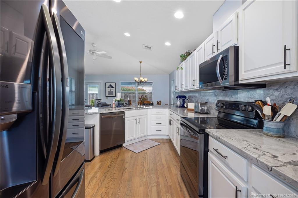 9325 SE Mercury Street