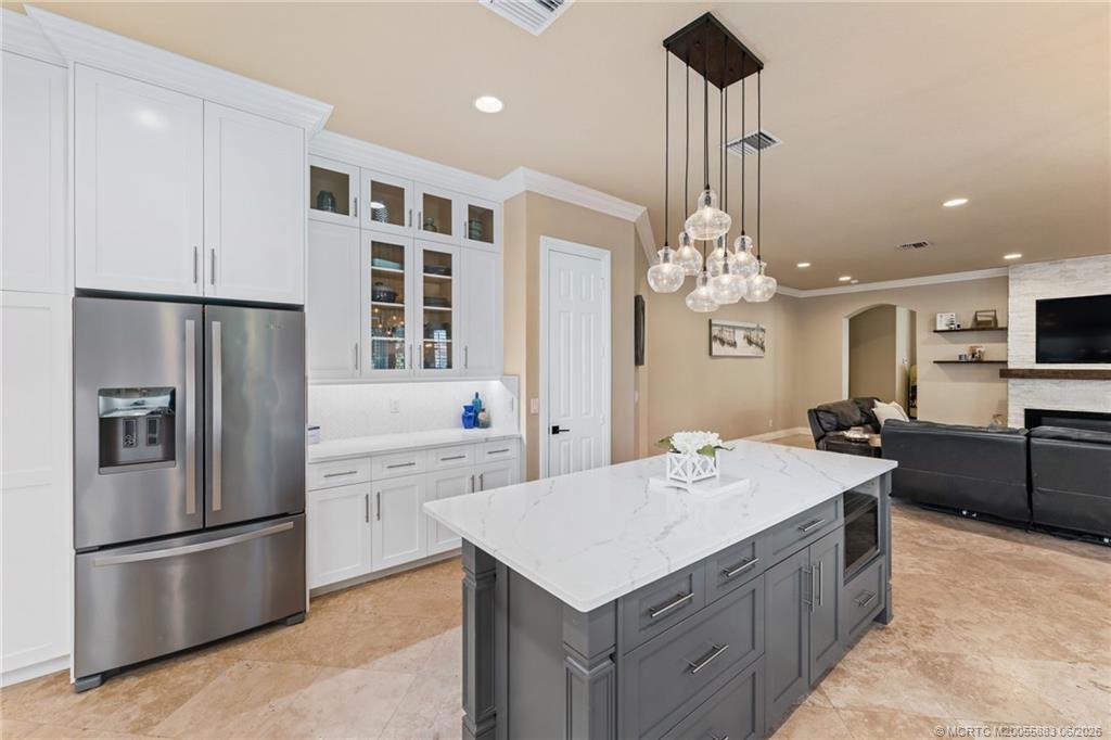 2537 SW Park Meadows Trail