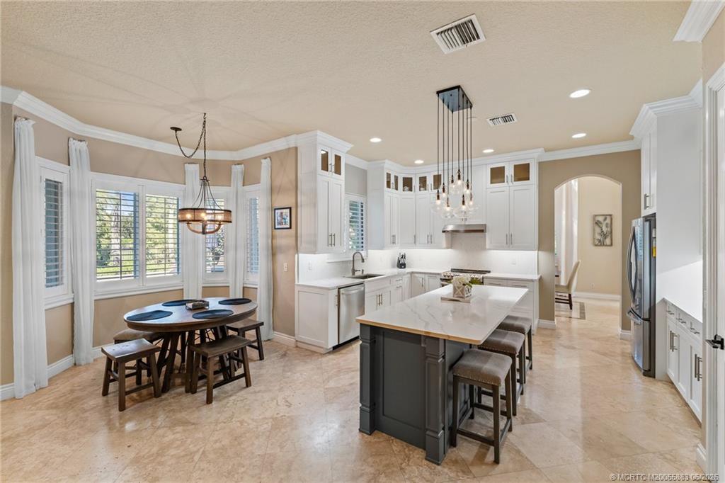 2537 SW Park Meadows Trail