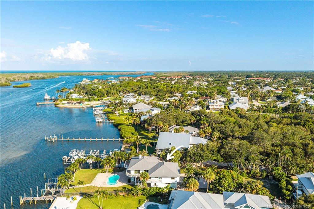 5644 SE Harbor Terrace