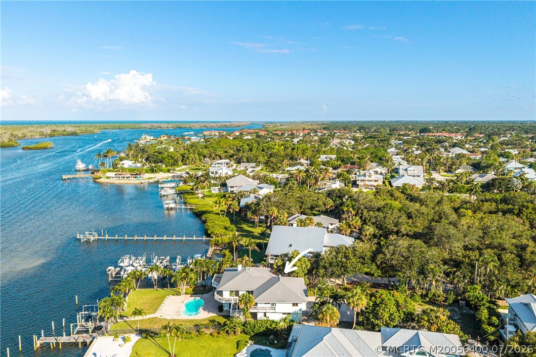 5644 SE Harbor Terrace