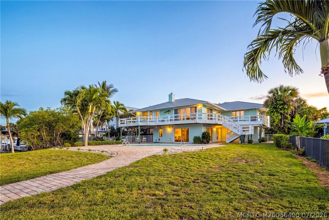 5644 SE Harbor Terrace