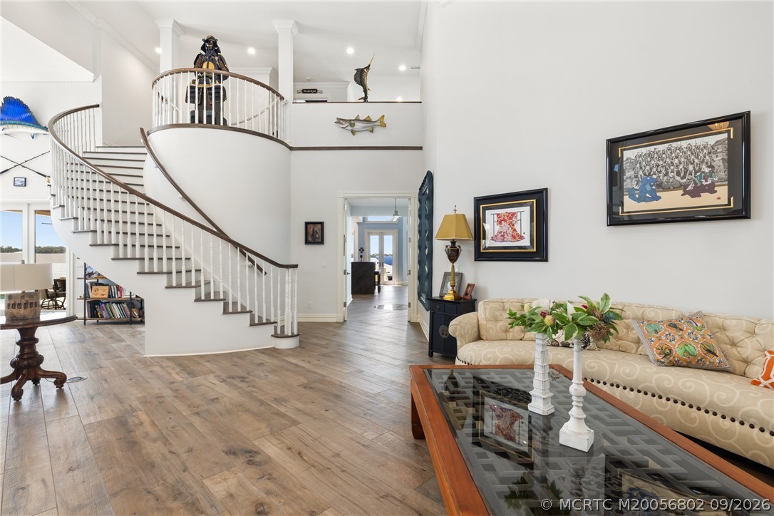 661 SW Bay Pointe Circle