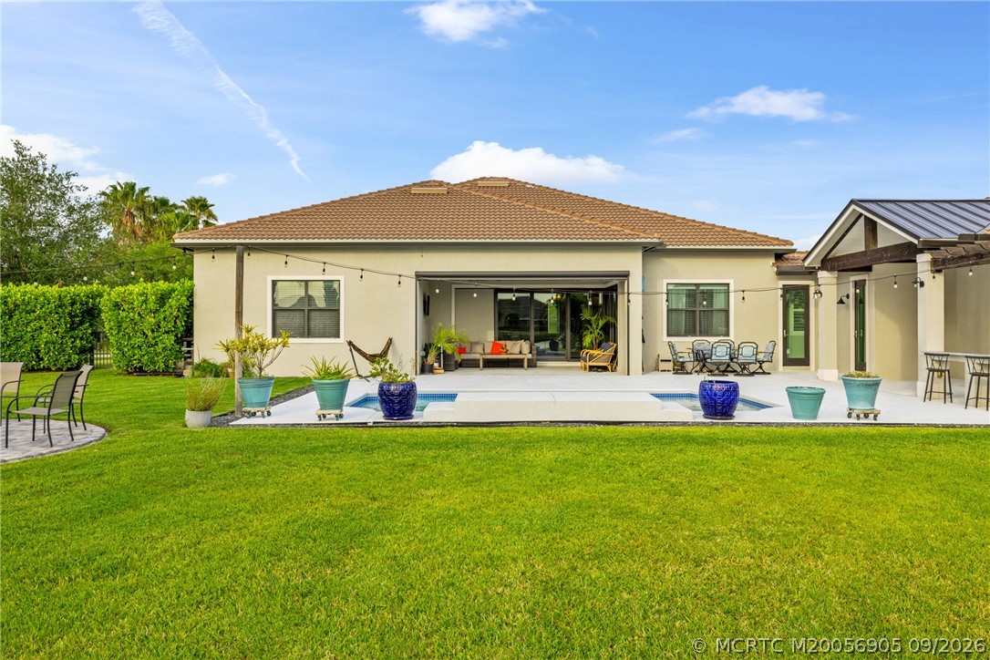 868 SW Habitat Lane