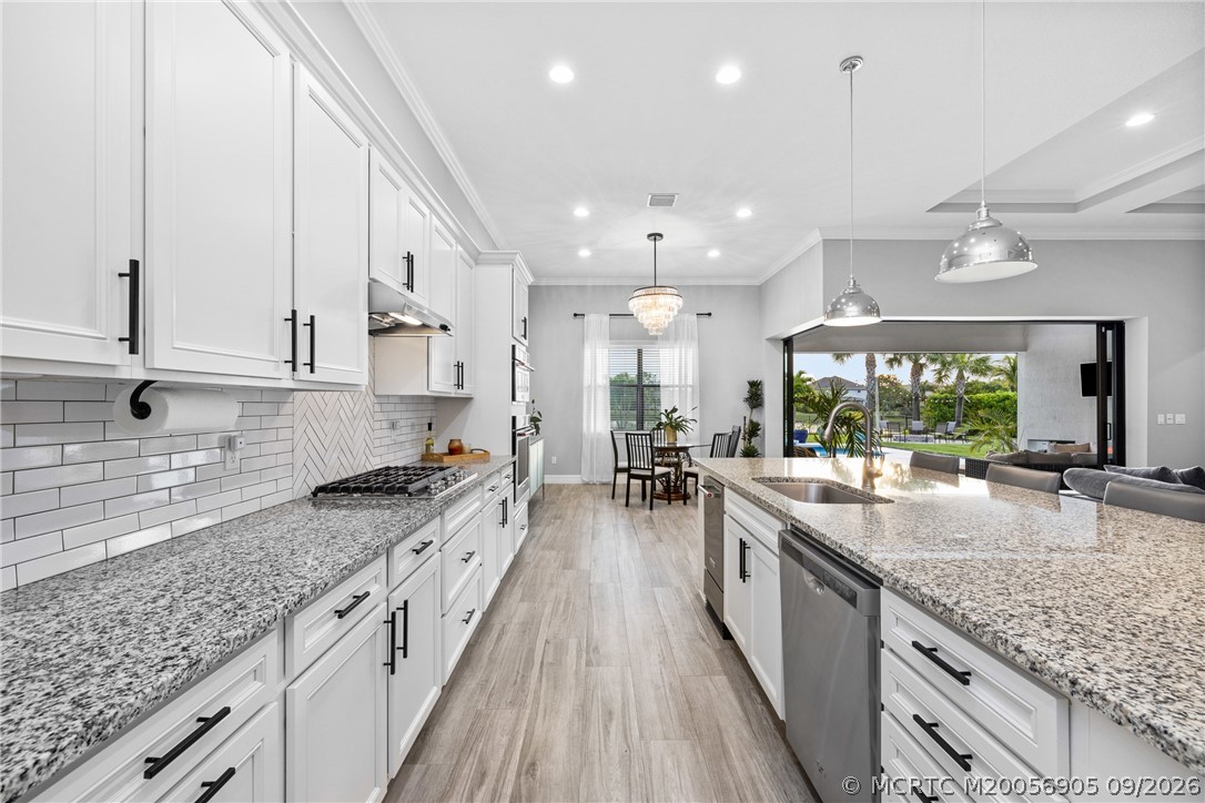 868 SW Habitat Lane