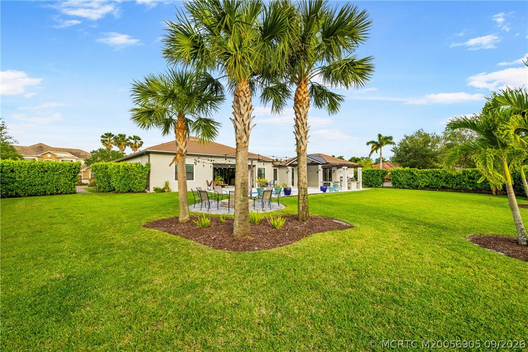 868 SW Habitat Lane