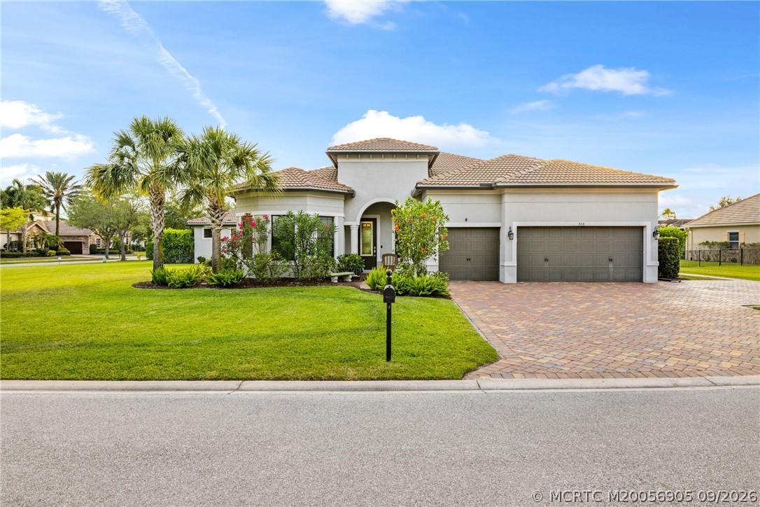 868 SW Habitat Lane