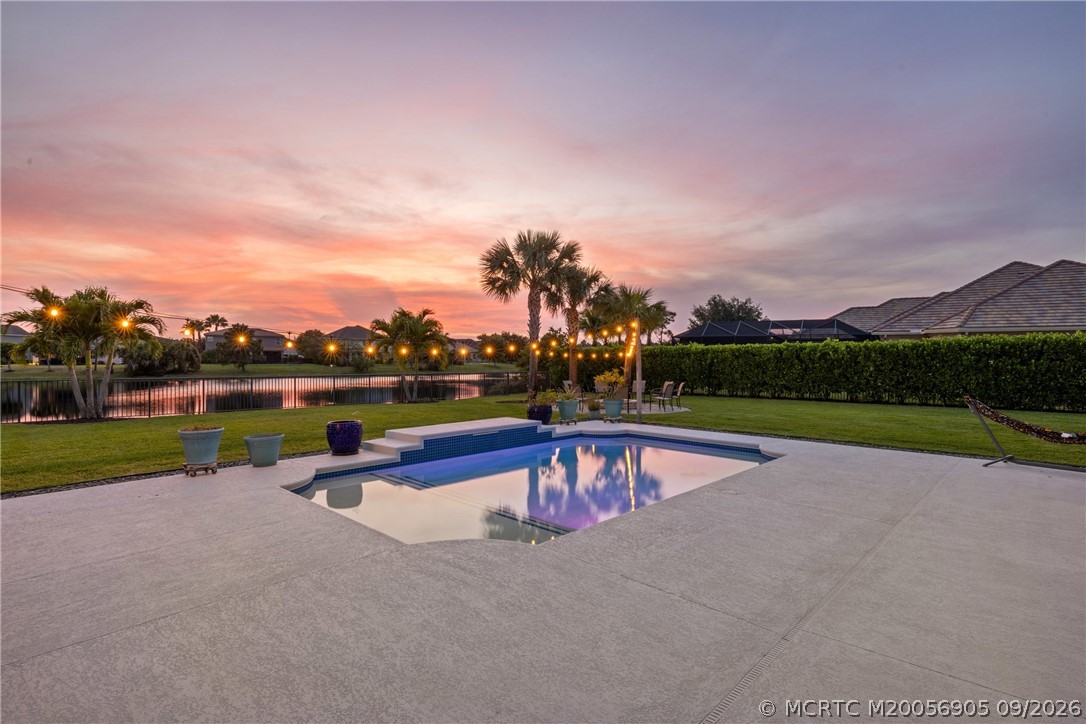 868 SW Habitat Lane