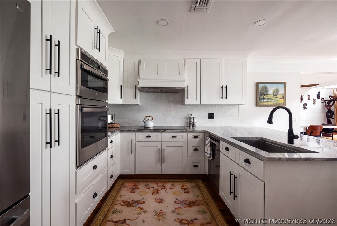 615 SW Rustic Circle