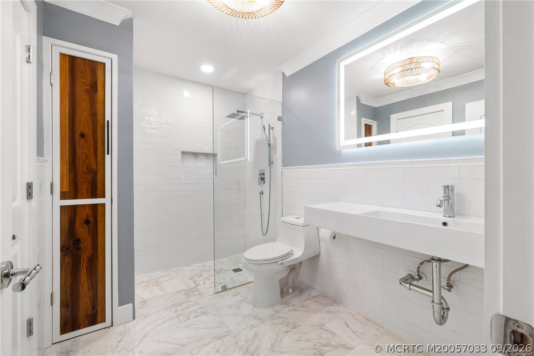 615 SW Rustic Circle
