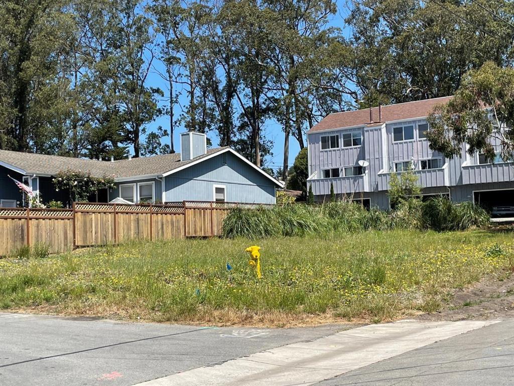 000 Coronado Street